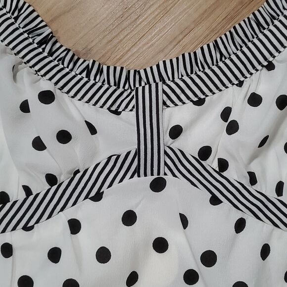 🔺️NWT Loft White & Black Polka Dot & Striped Sleeveless Top Size 2 - Picture 3 of 8